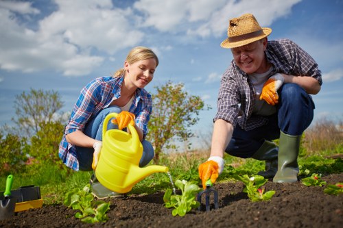 Confident secure checkout image for Landscapers Manorpark